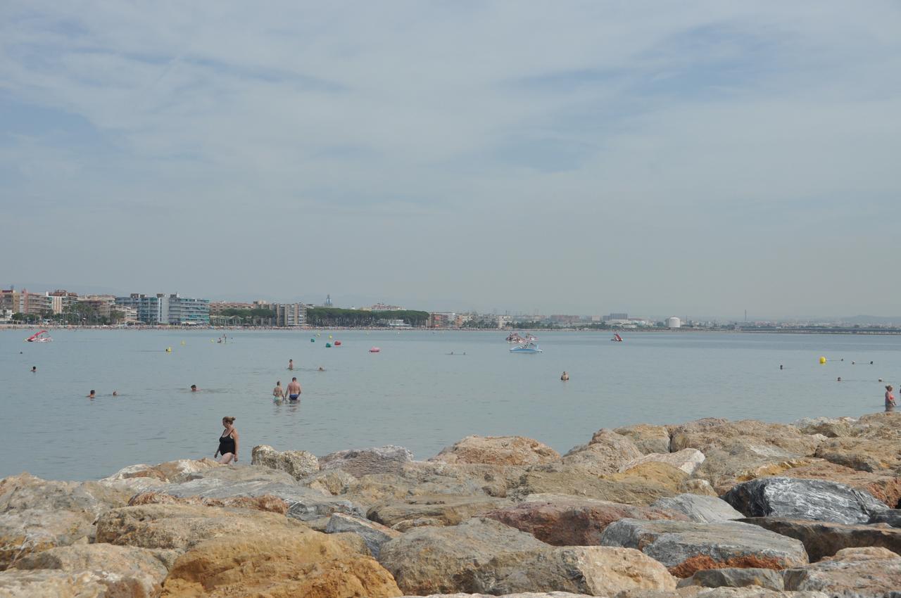 Alojamiento Villa Moles Salou Buitenkant foto